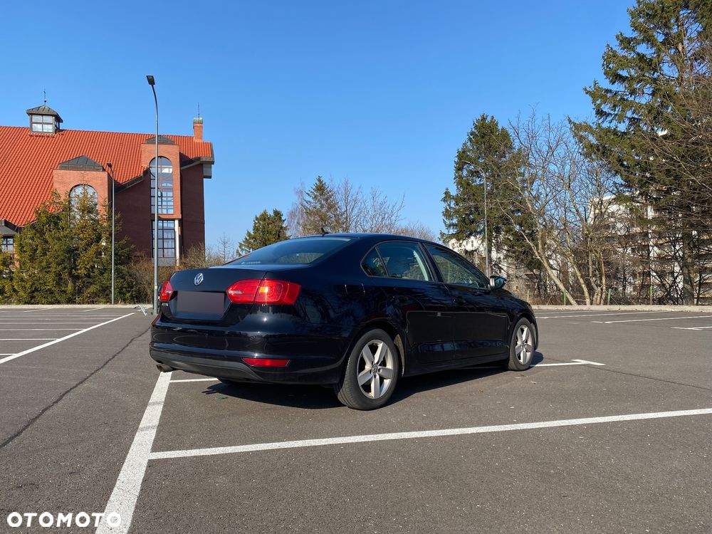 Volkswagen Jetta 1.4 TSI Highline Perfectline - 17