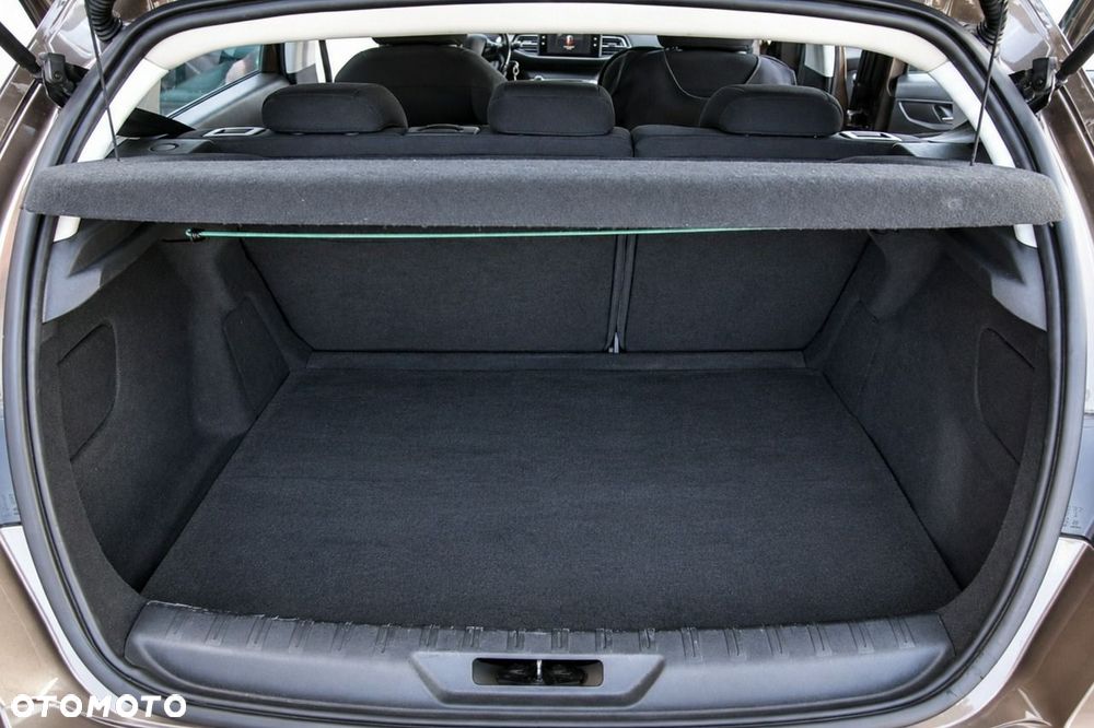 Peugeot 308 - 20