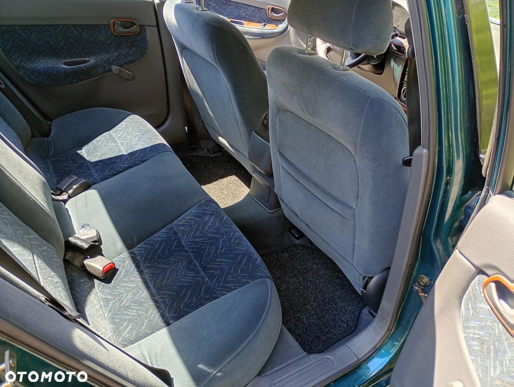 Daewoo Nubira 1.6 SX - 8
