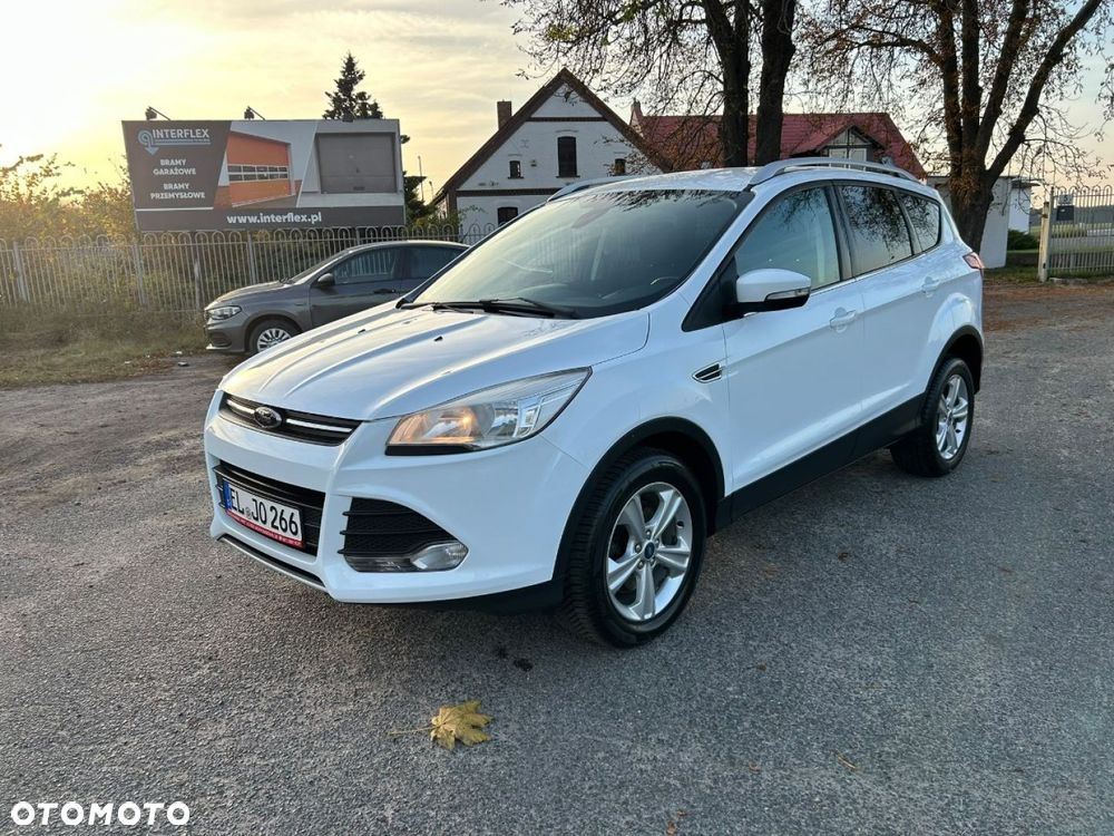 Ford Kuga - 38