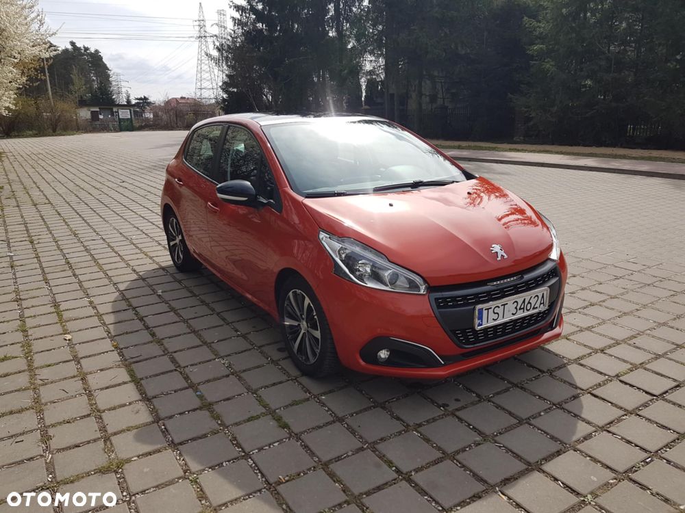 Peugeot 208 PureTech 82 Allure - 4