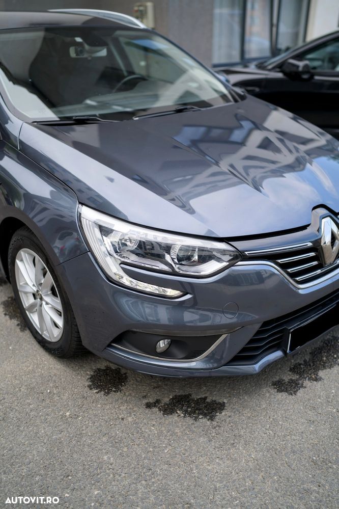 Renault Megane - 8