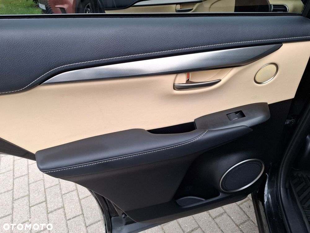 Lexus NX 200t Comfort AWD - 17