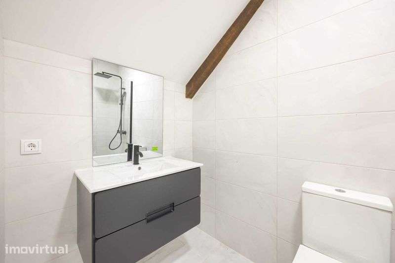Apartamento T2 + T1 que podem funcionar como duplex ou em separado - Grande imagem: 5/7