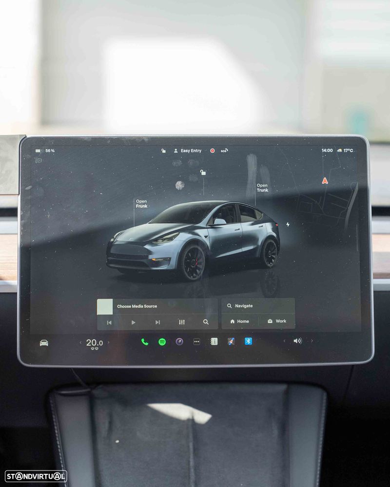 Tesla Model Y Performance Tração Integral - 21