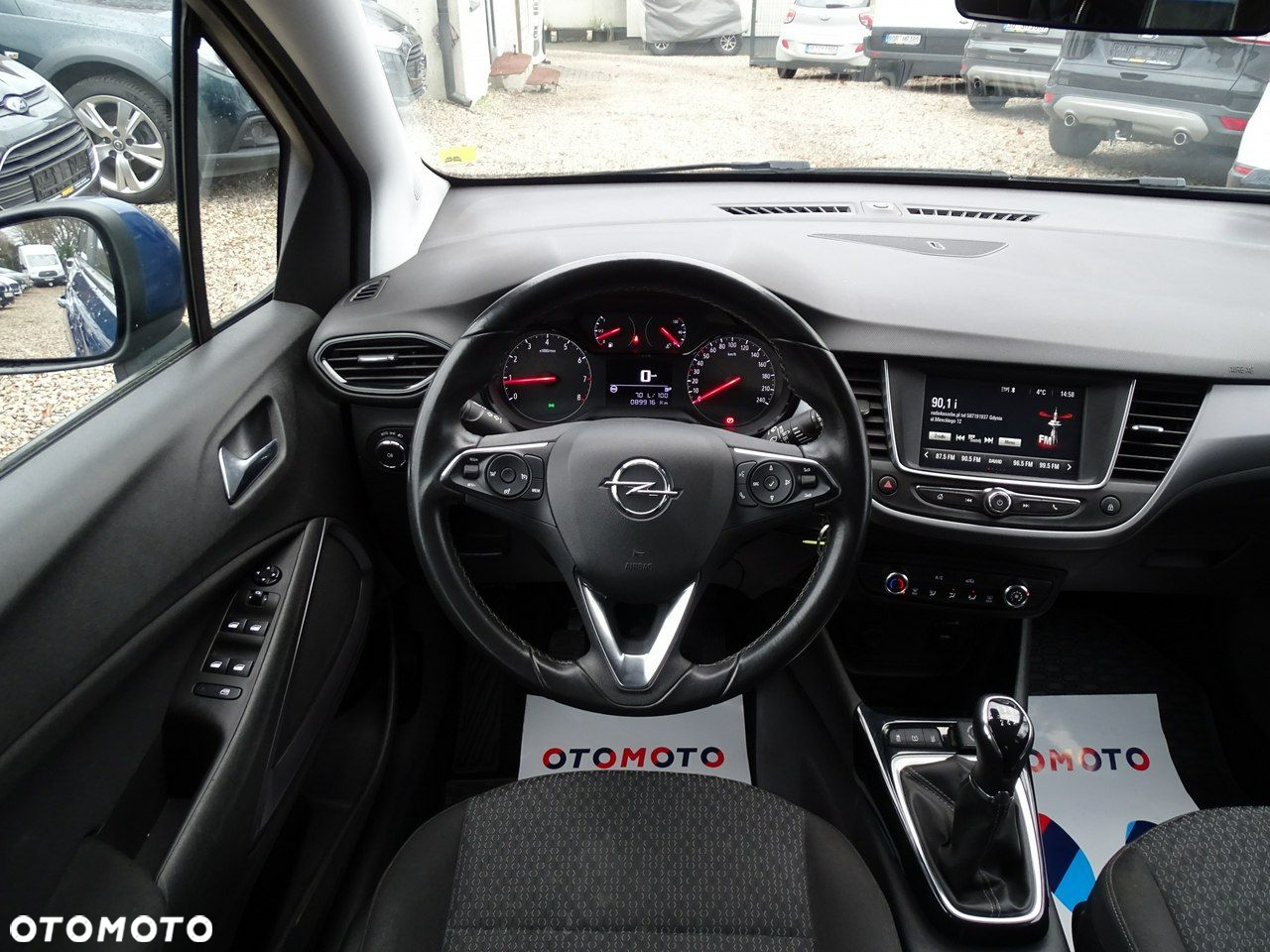 Opel Crossland X - 18