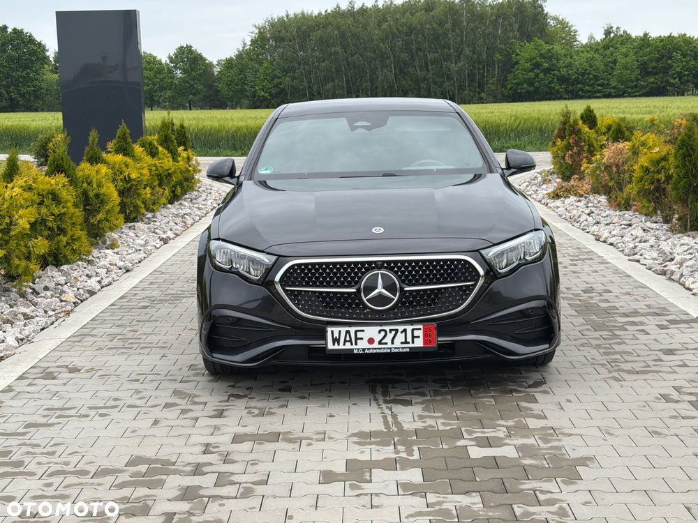 Mercedes-Benz Klasa E 220 d 4Matic 9G-TRONIC Edition AMG Line - 4