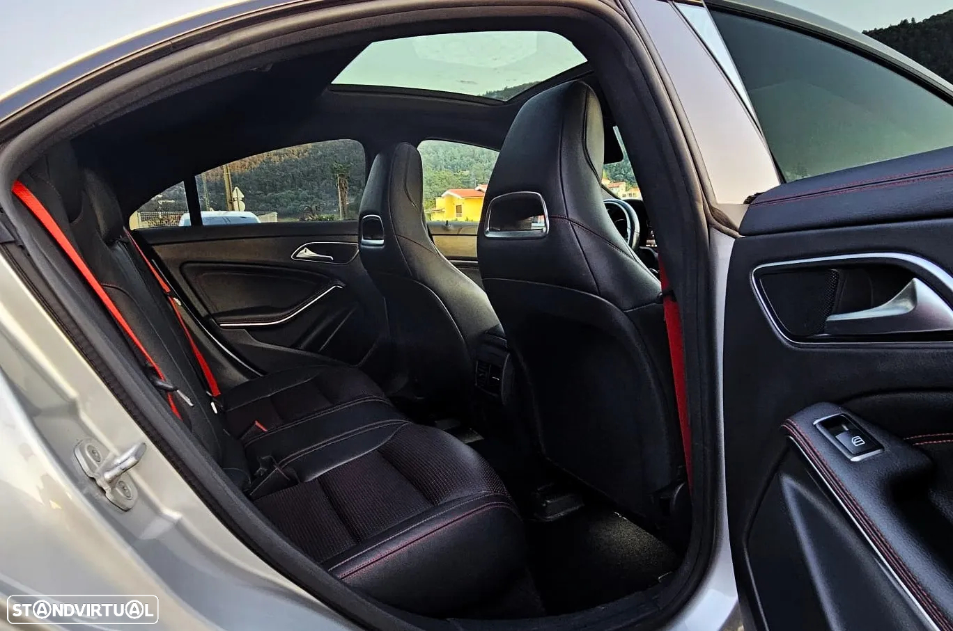 Mercedes-Benz CLA 45 AMG 4Matic 7G-DCT - 47