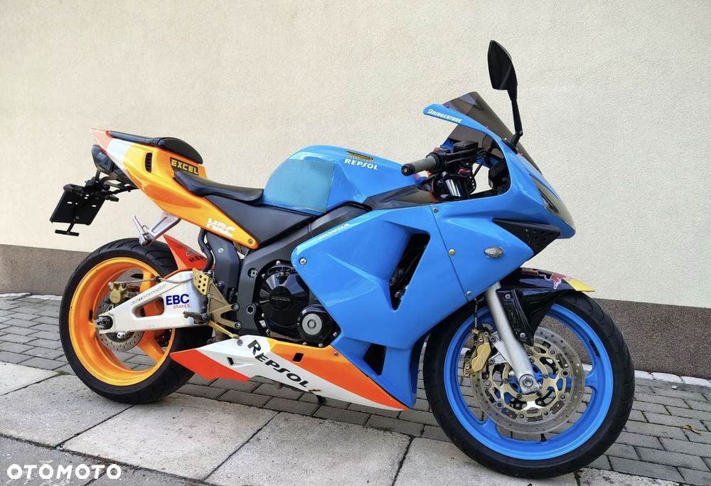 Honda CBR - 2
