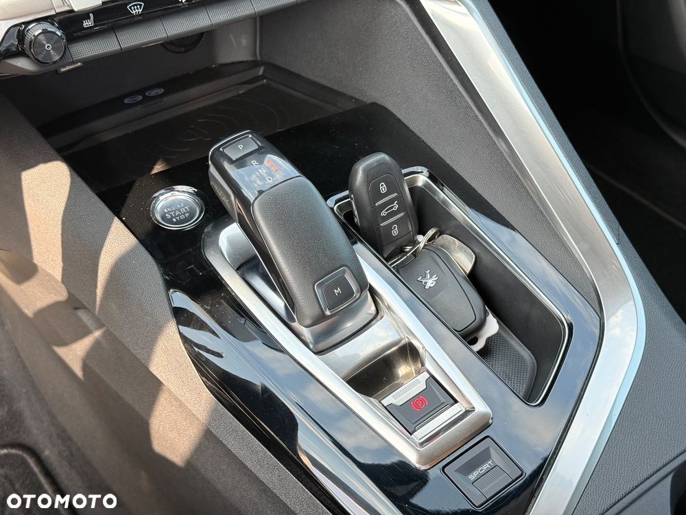 Peugeot 5008 1.5 BlueHDi Allure S&S EAT8 - 15