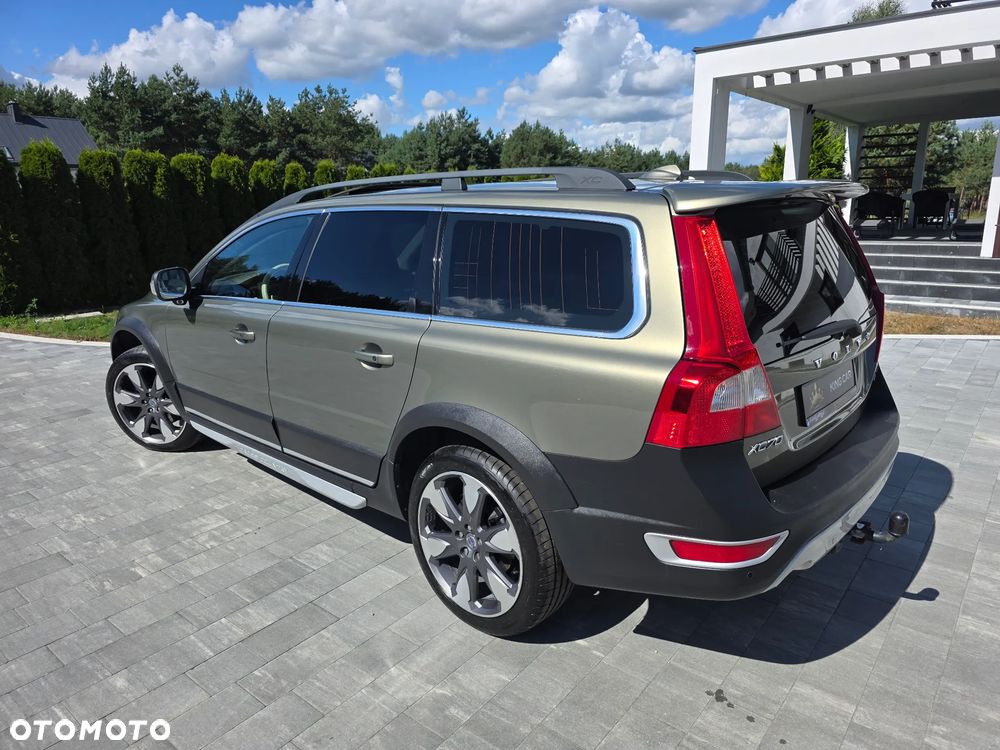 Volvo XC 70 D5 AWD Summum - 3
