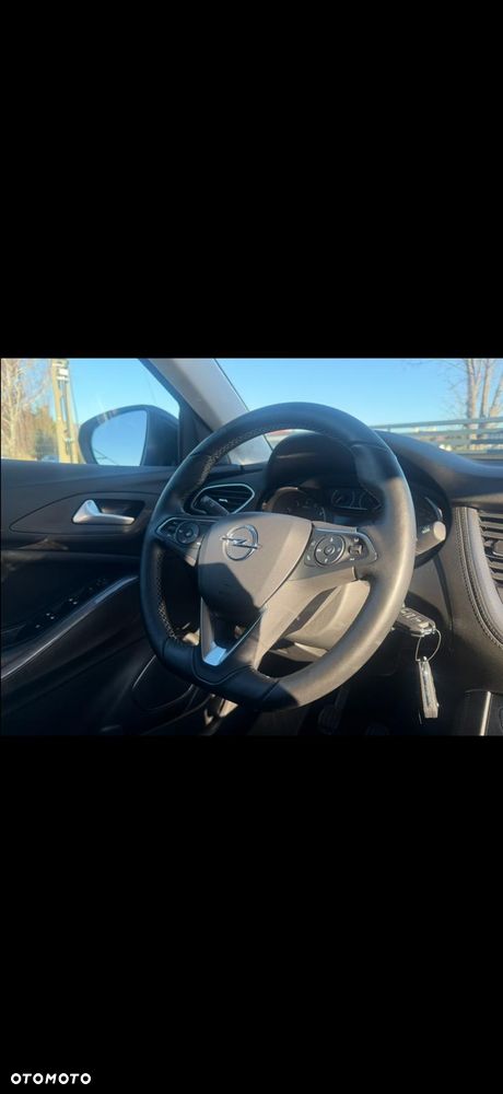 Opel Grandland X 1.2 T GPF Design&Tech S&S - 19