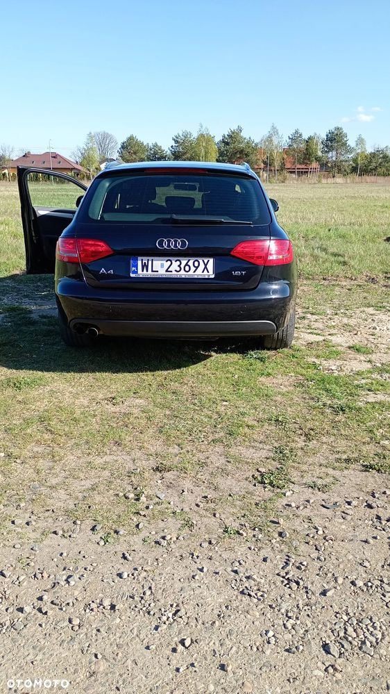 Audi A4 Avant - 4