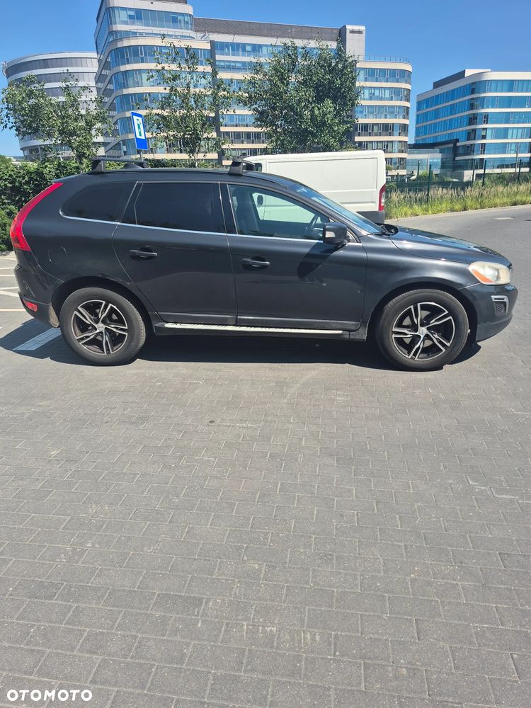 Volvo XC 60 2.4D AWD Momentum - 6