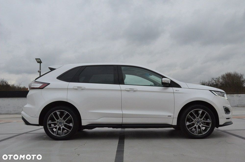 Ford Edge 2.0 TDCi Bi-Turbo 4x4 ST-LINE - 11