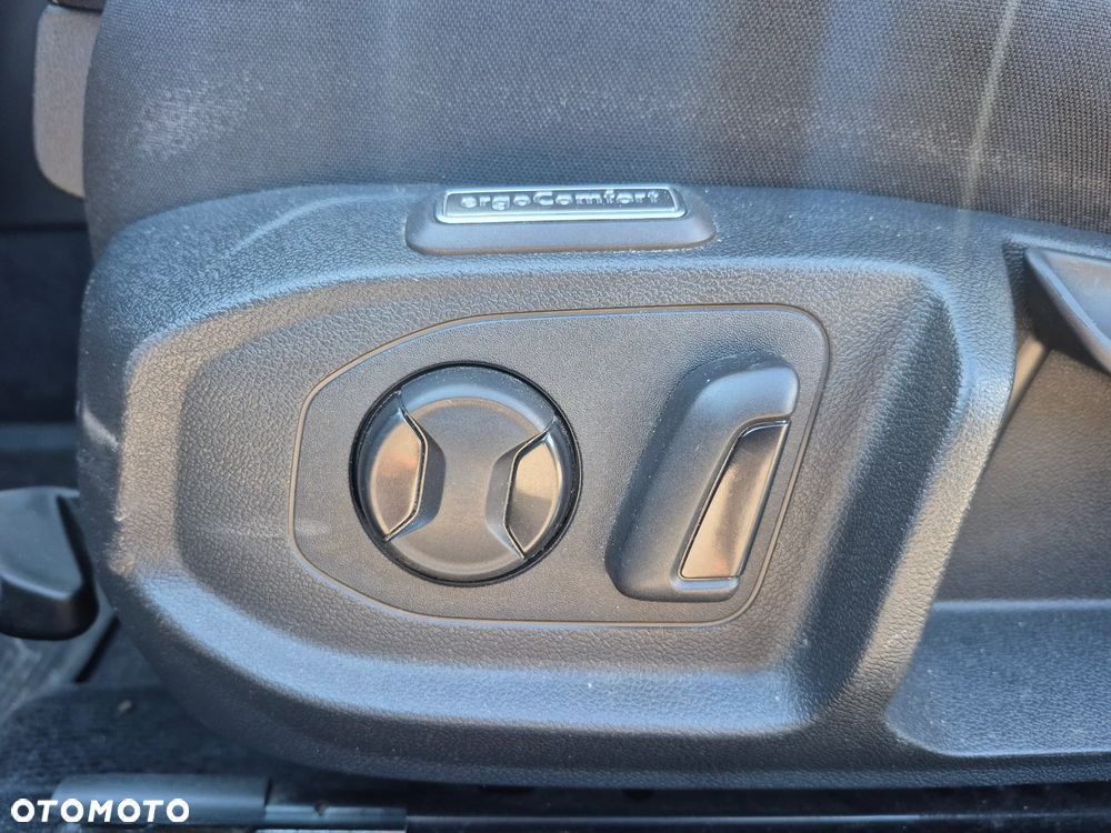 Volkswagen Arteon 1.5 TSI ACT Evo Essence DSG - 25