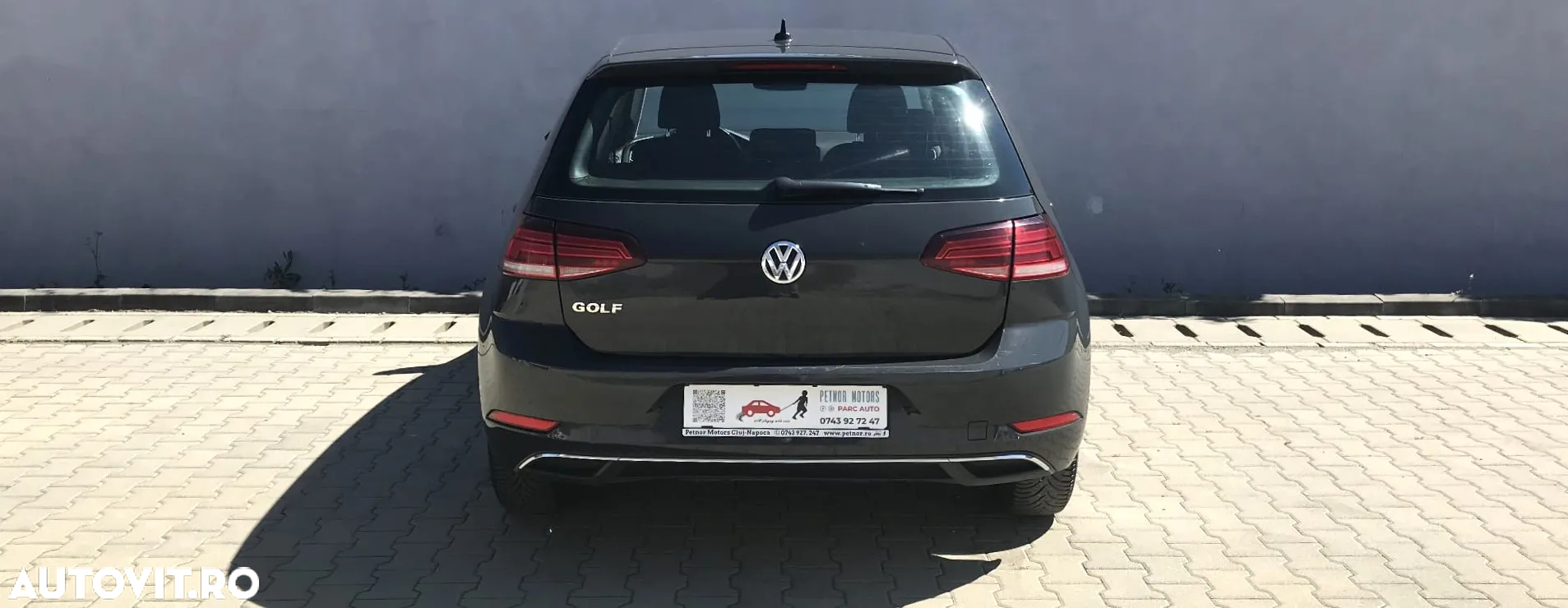 Volkswagen Golf 1.6 TDI Comfortline - 10