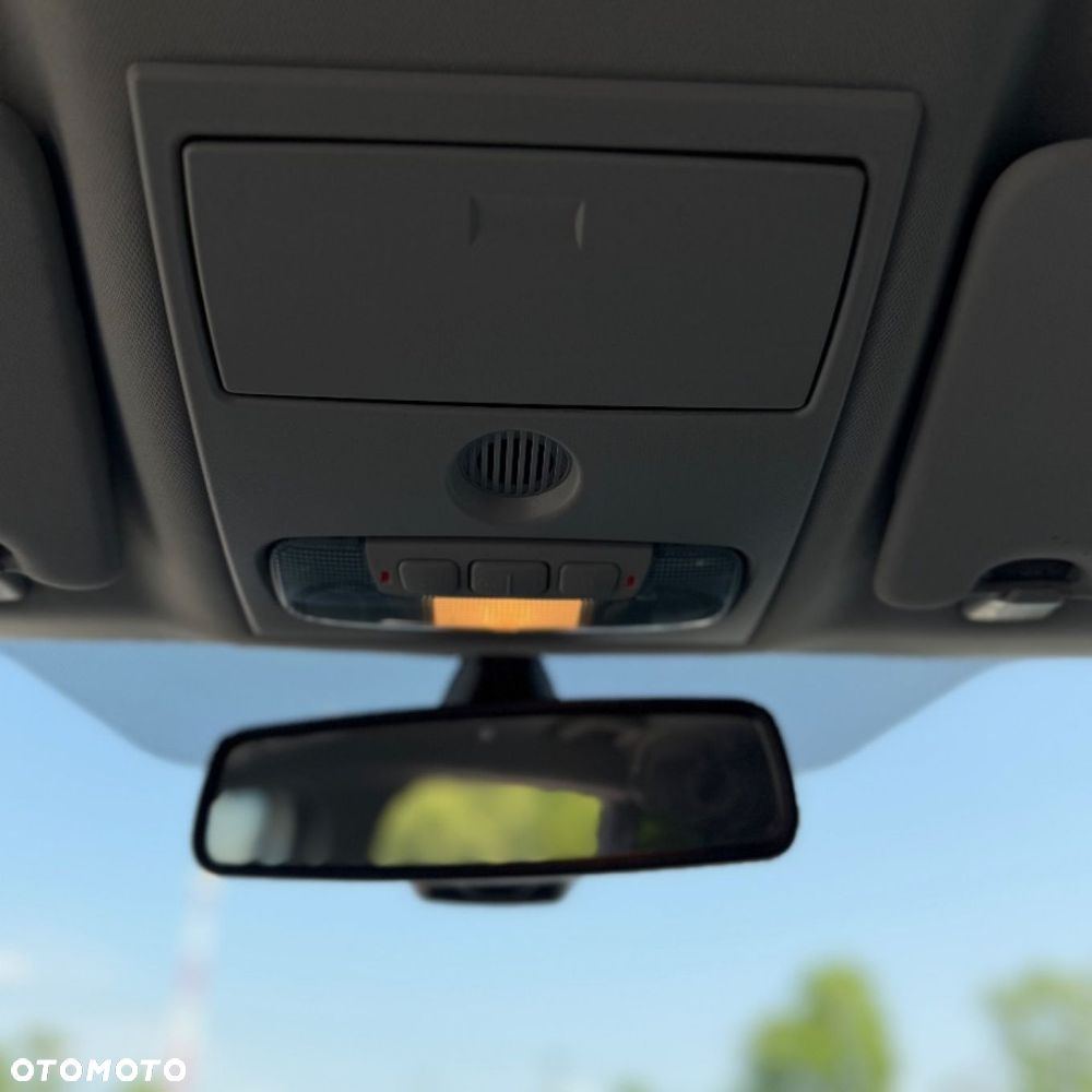 Ford Kuga - 25