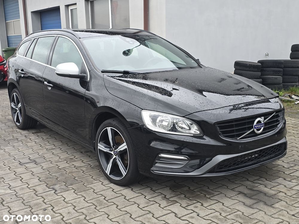 Volvo V60 D2 Drive-E R-Design Momentum