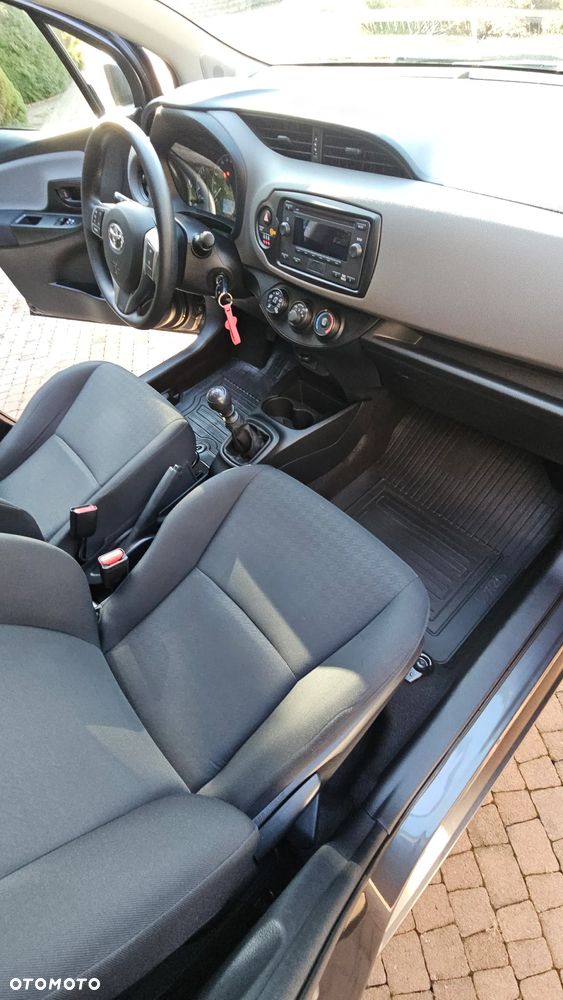 Toyota Yaris 1.5 Active - 17