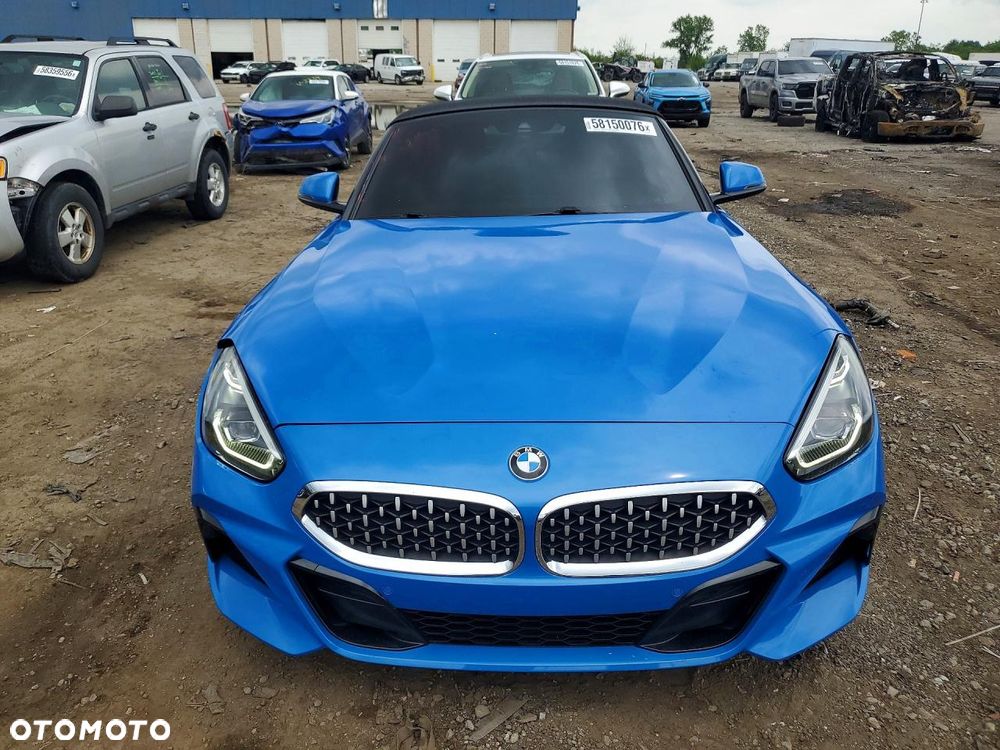 BMW Z4 sDrive30i - 9