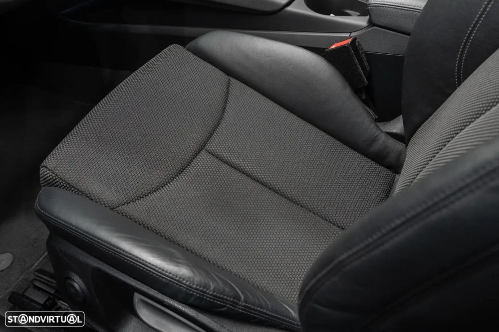 Audi TT Coupé 2.0 TFSI quattro S tronic - 28