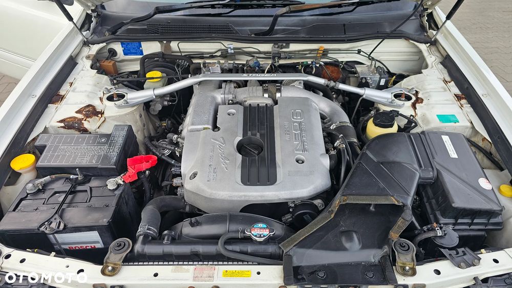 Nissan Skyline - 13