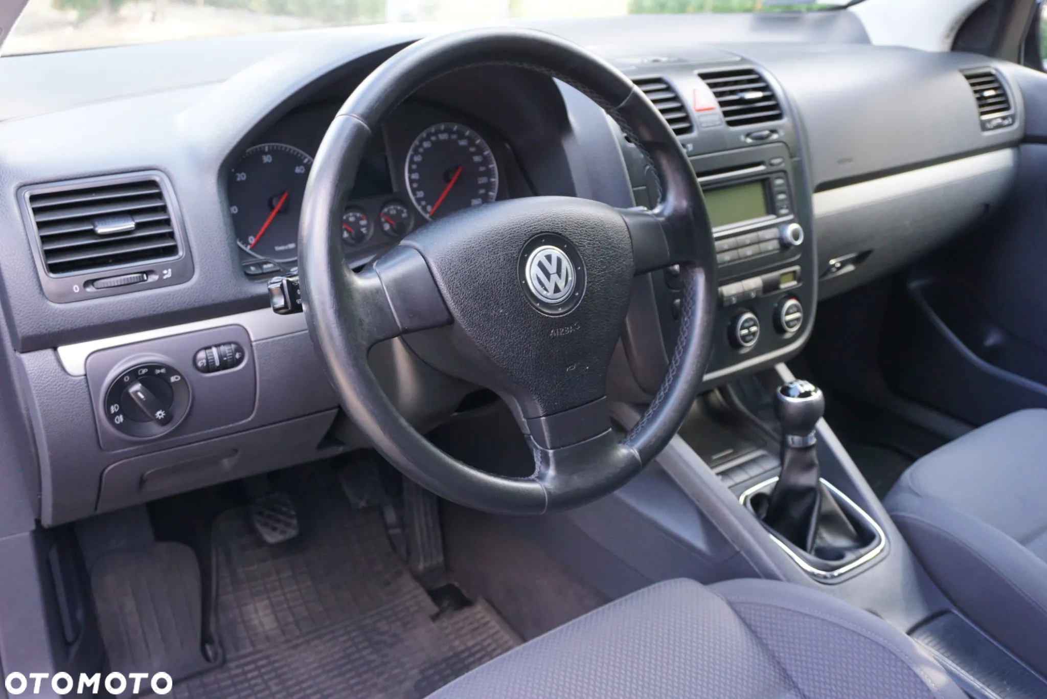 Volkswagen Golf - 9