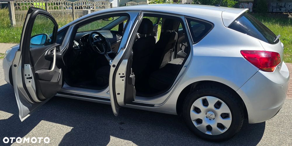 Opel Astra 1.7 CDTI DPF Color Edition - 19