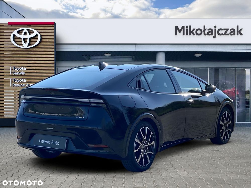 Toyota Prius 2025 photo 3