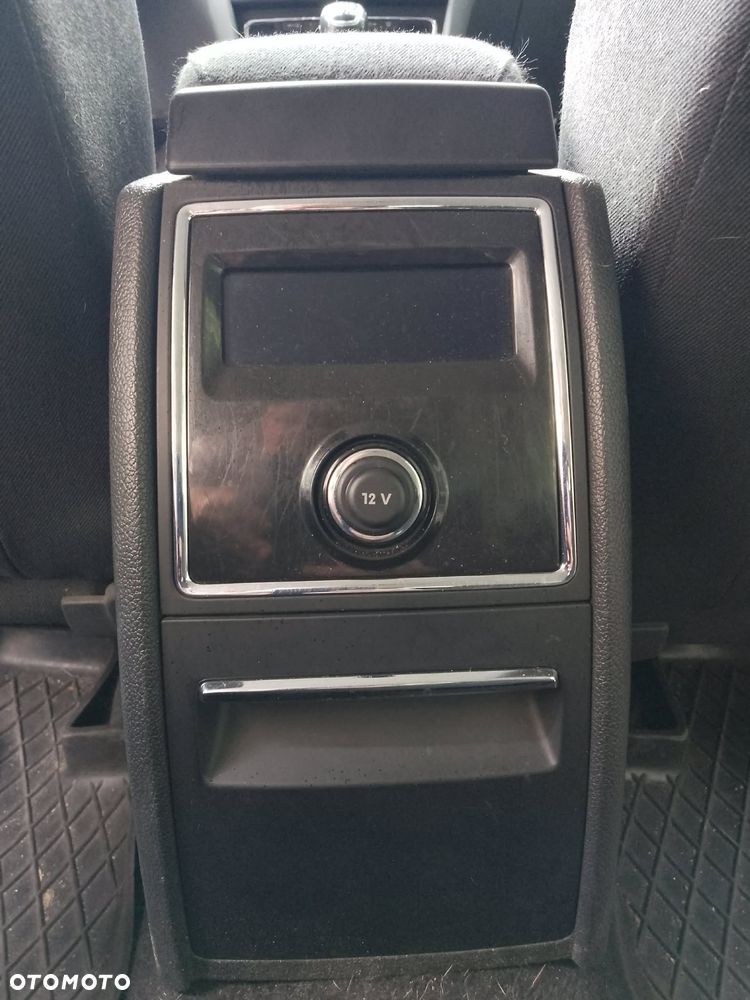Skoda Superb 2.0 TDI Active - 25
