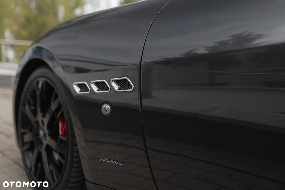 Maserati GranTurismo S - 15
