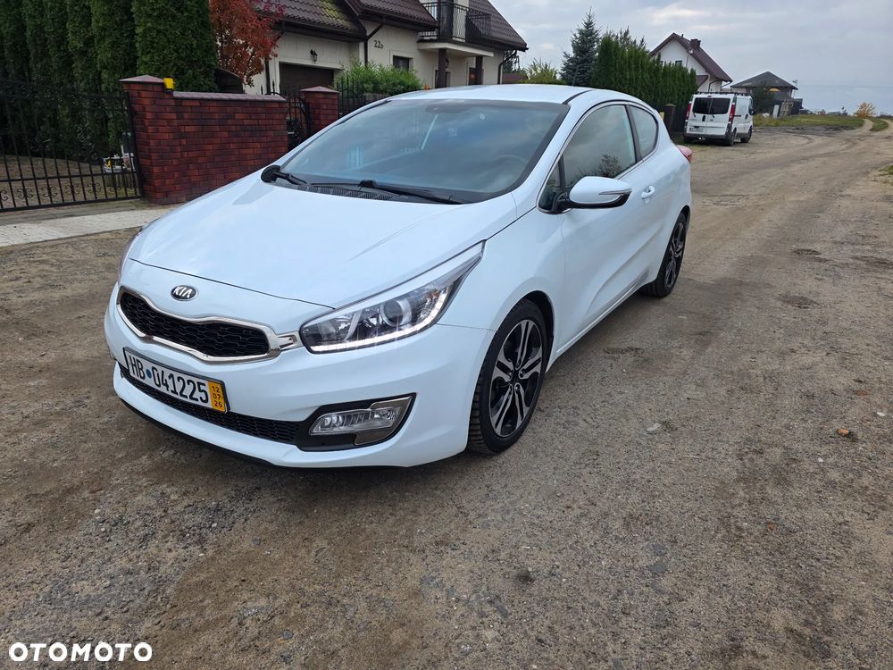 Kia Ceed - 1