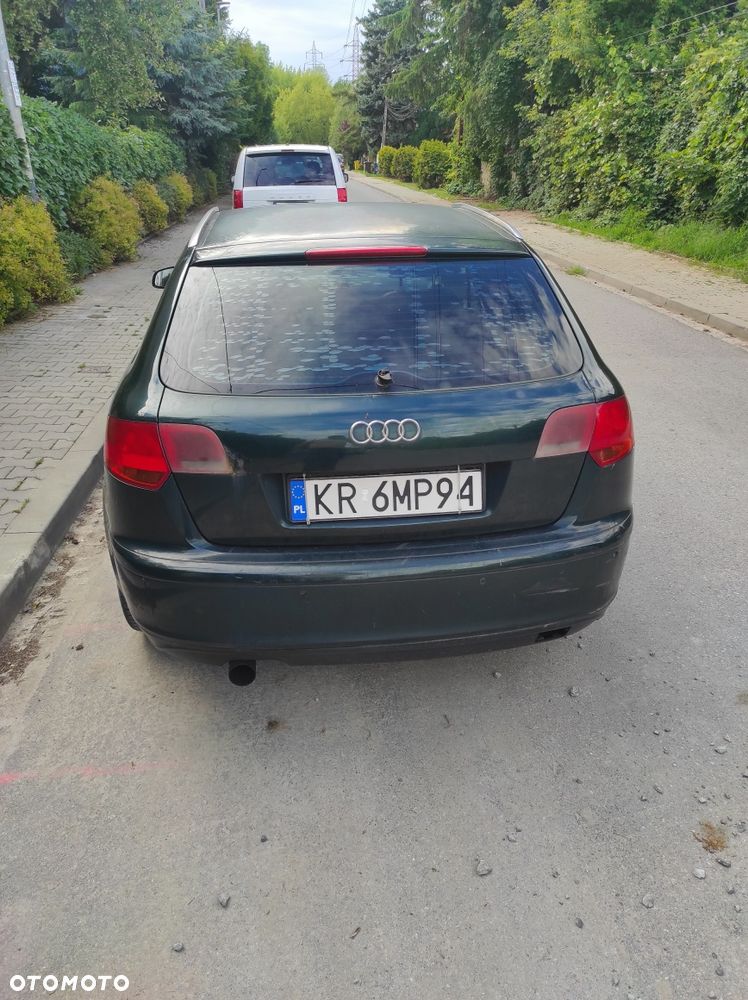 Audi A3 Sportback - 2