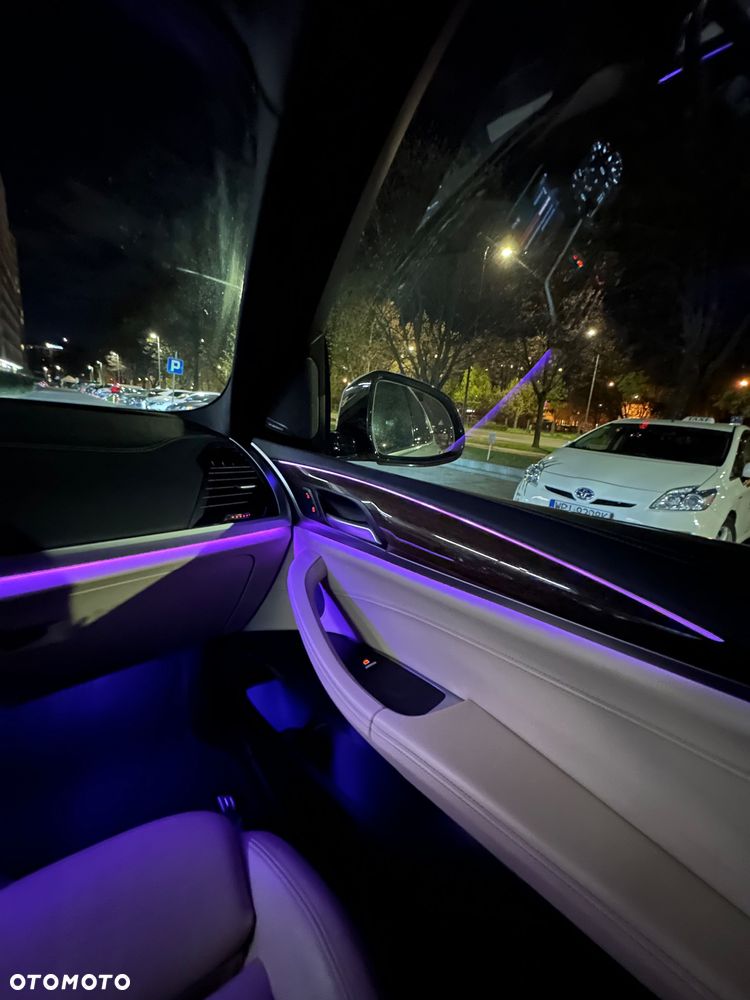 BMW X3 xDrive30i Luxury Line - 6