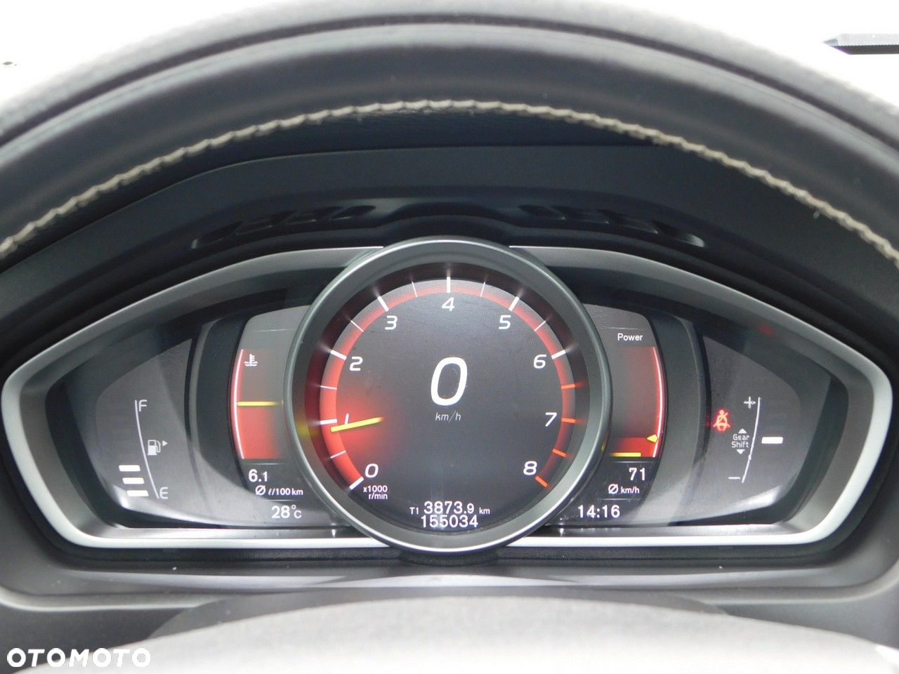 Volvo V40 - 15