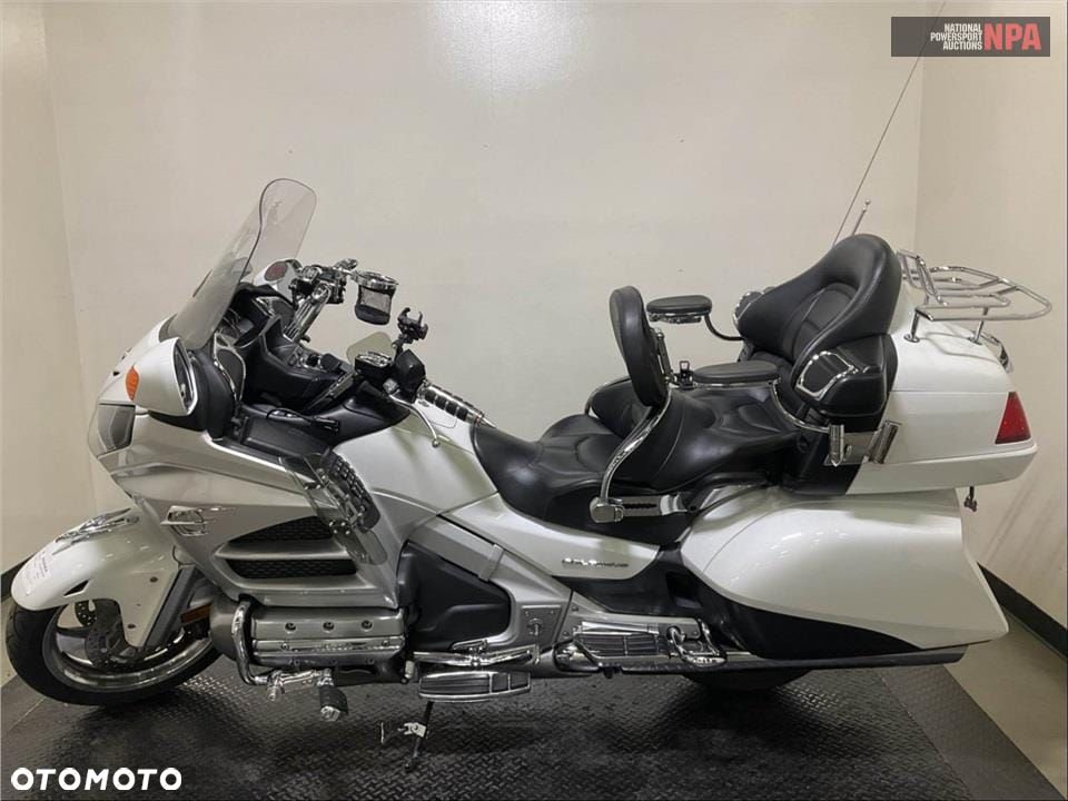 Honda GL - 38