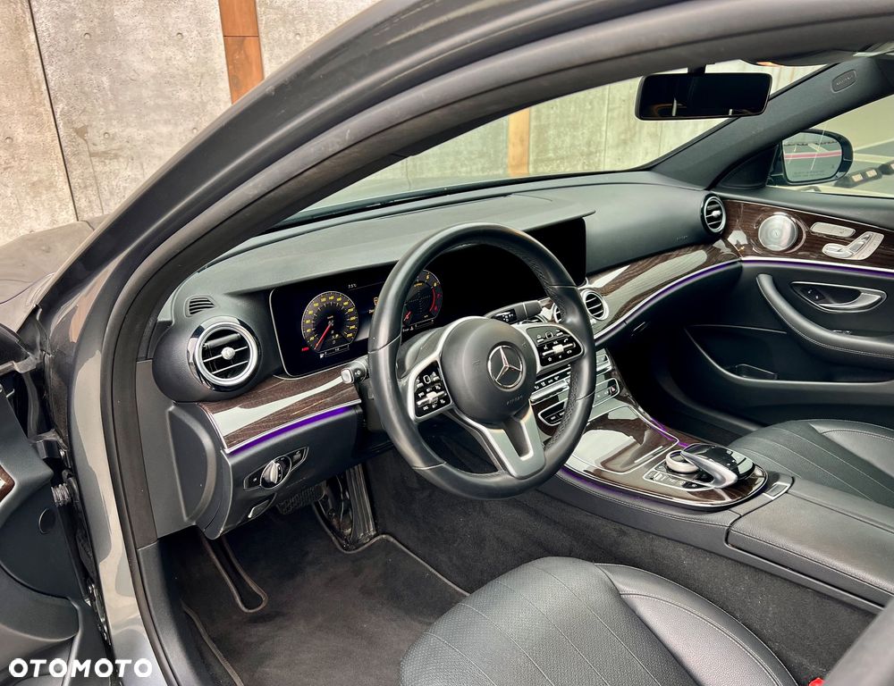 Mercedes-Benz Klasa E - 13