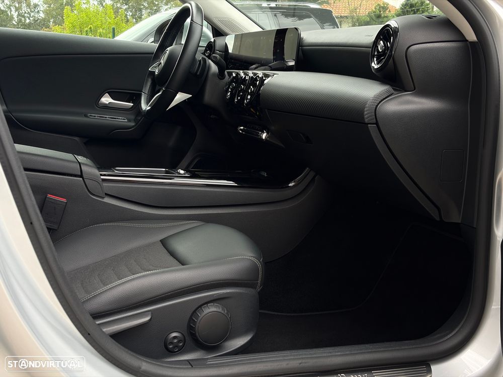 Mercedes-Benz A 200 - 36