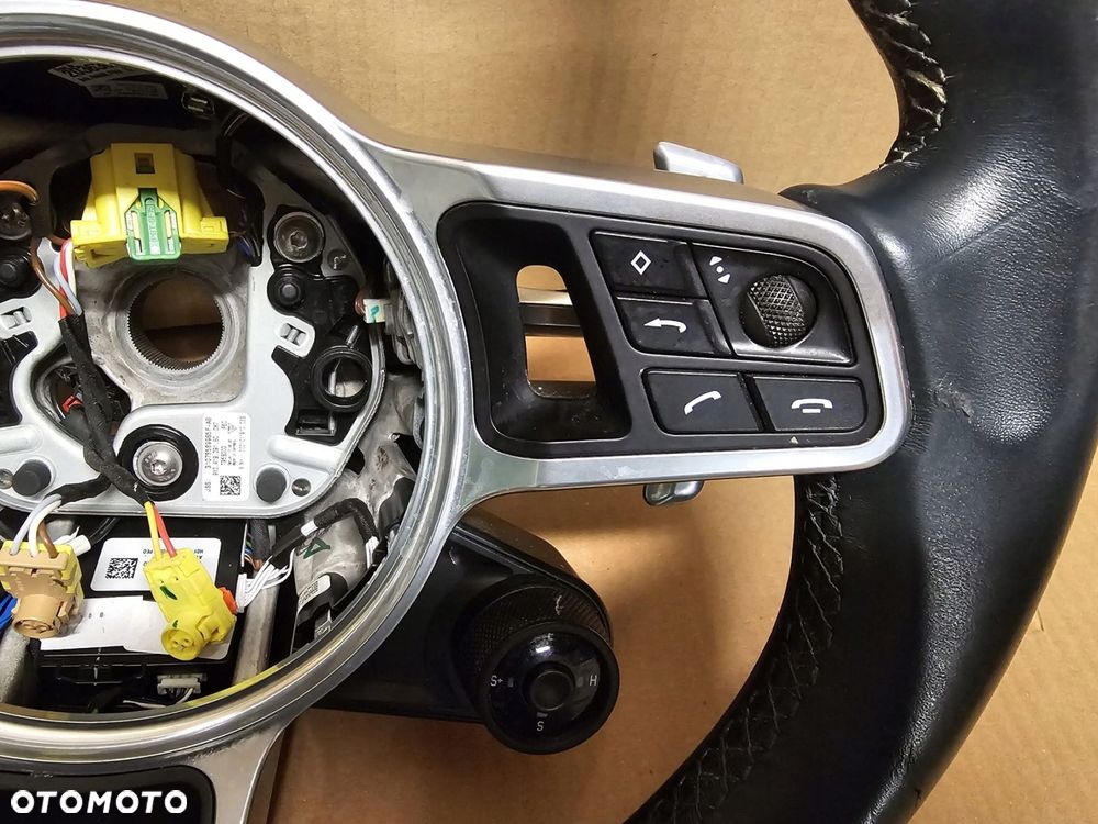 kierownica porsche cayenne 9y - 4