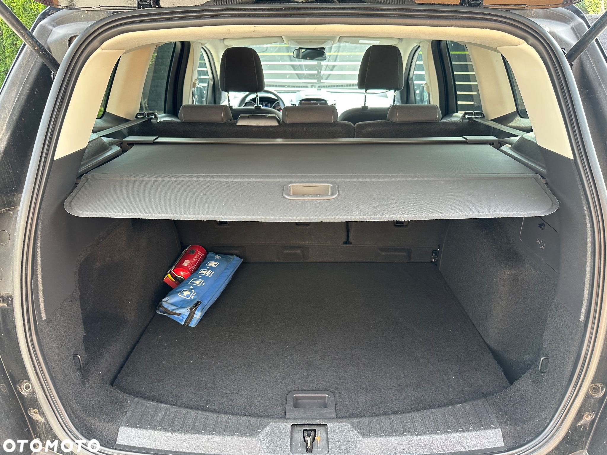 Ford Kuga 2.0 TDCi 2x4 SYNC - 29