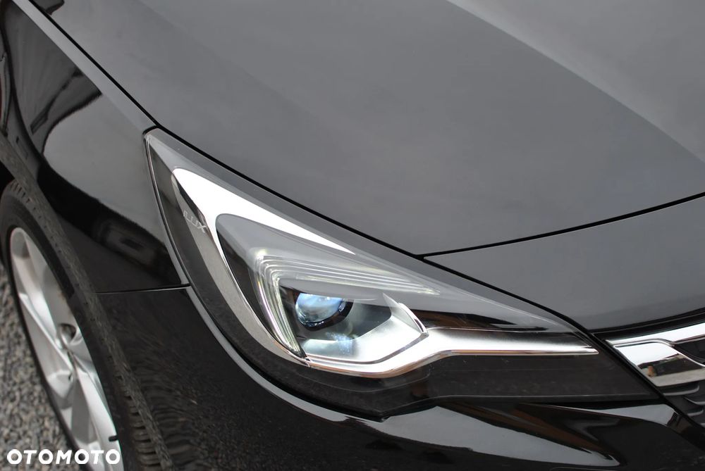 Opel Astra 1.4 T Dynamic - 24