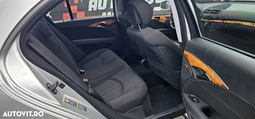 Mercedes-Benz E 220 CDI - 13