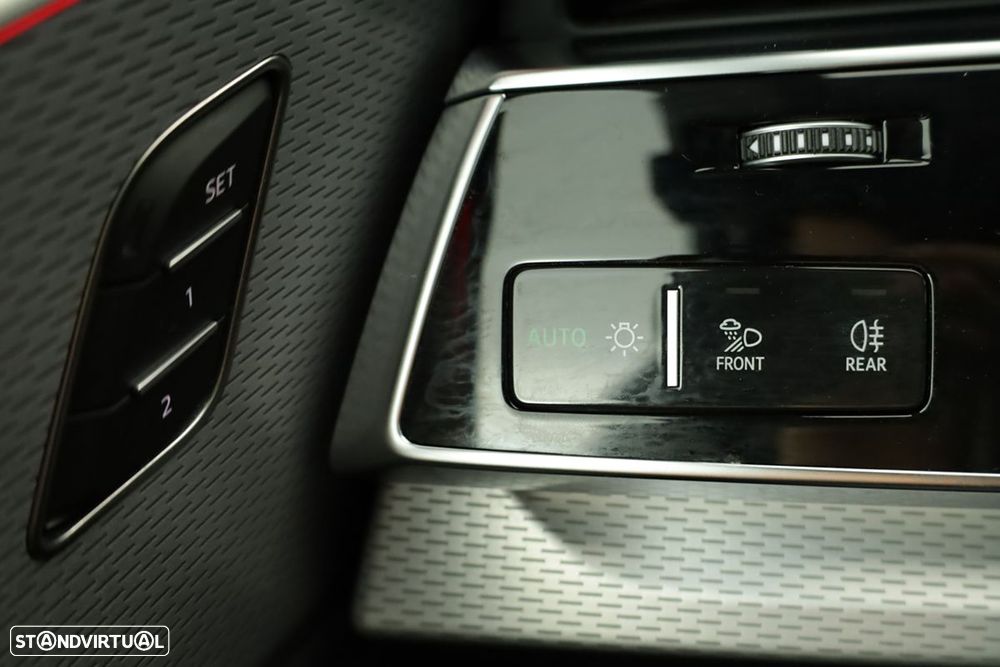 Audi Q8 55 TFSIe quattro Tiptronic - 21