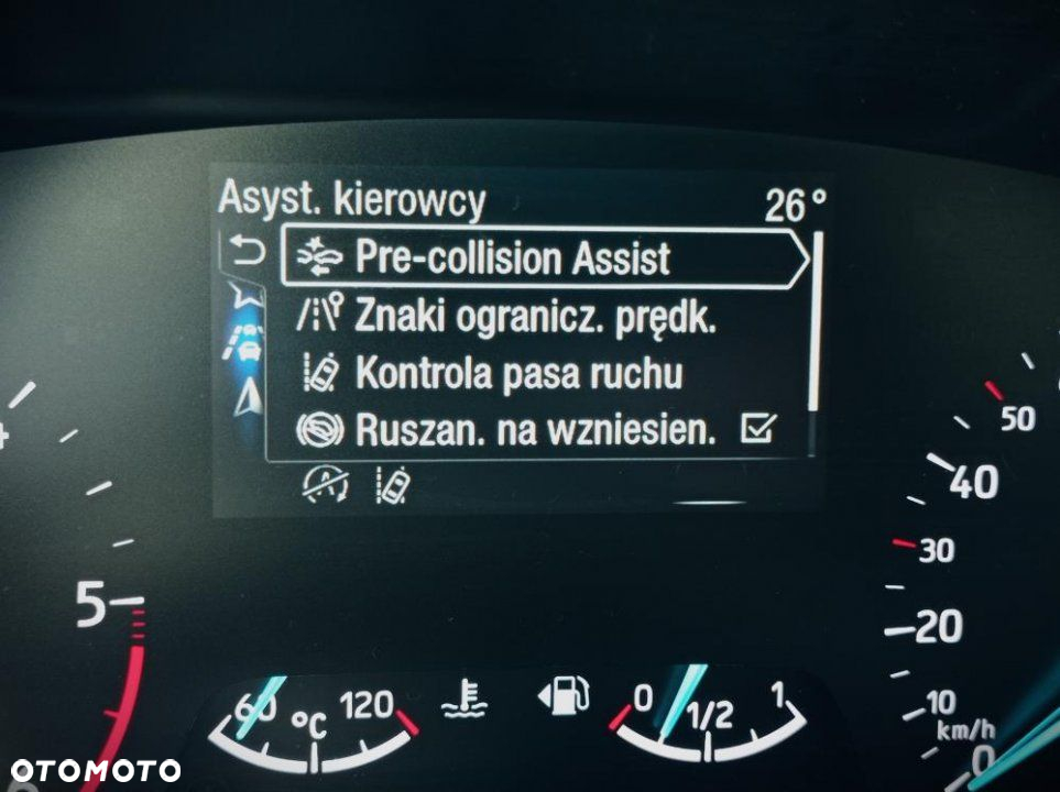 Ford Focus - 25