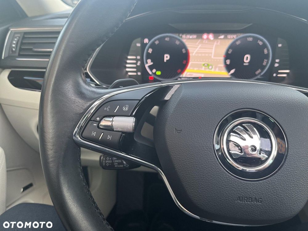 Skoda Superb 2.0 TSI 4x4 L&K DSG - 16