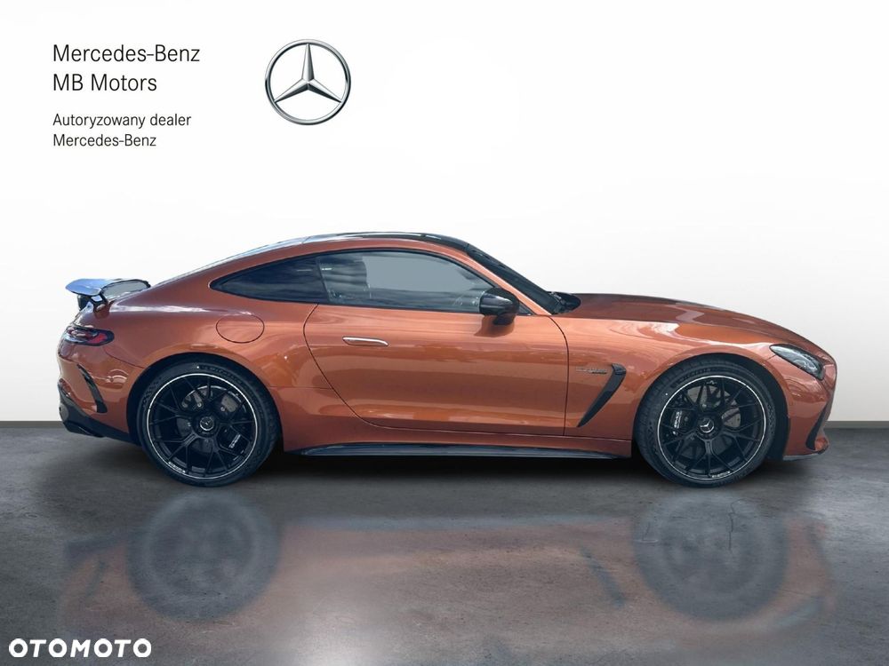 Mercedes-Benz AMG GT - 7