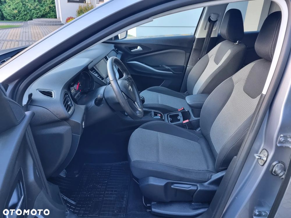 Opel Grandland X 1.2 Start/Stop Dynamic - 11