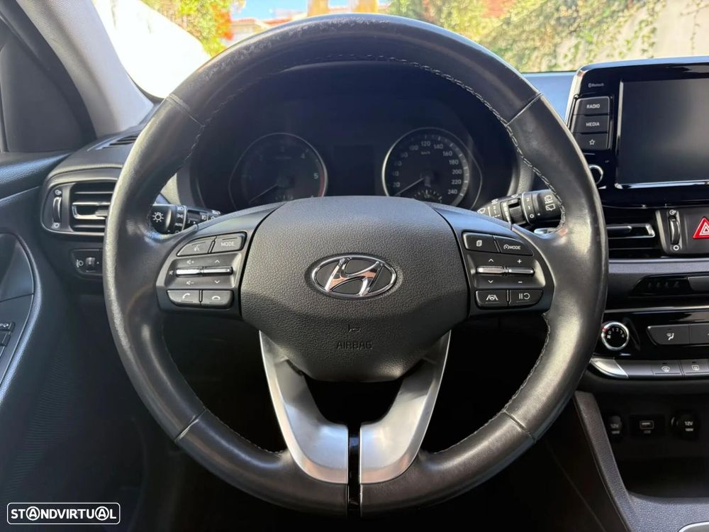 Hyundai i30 1.6 CRDi STyle Plus - 36
