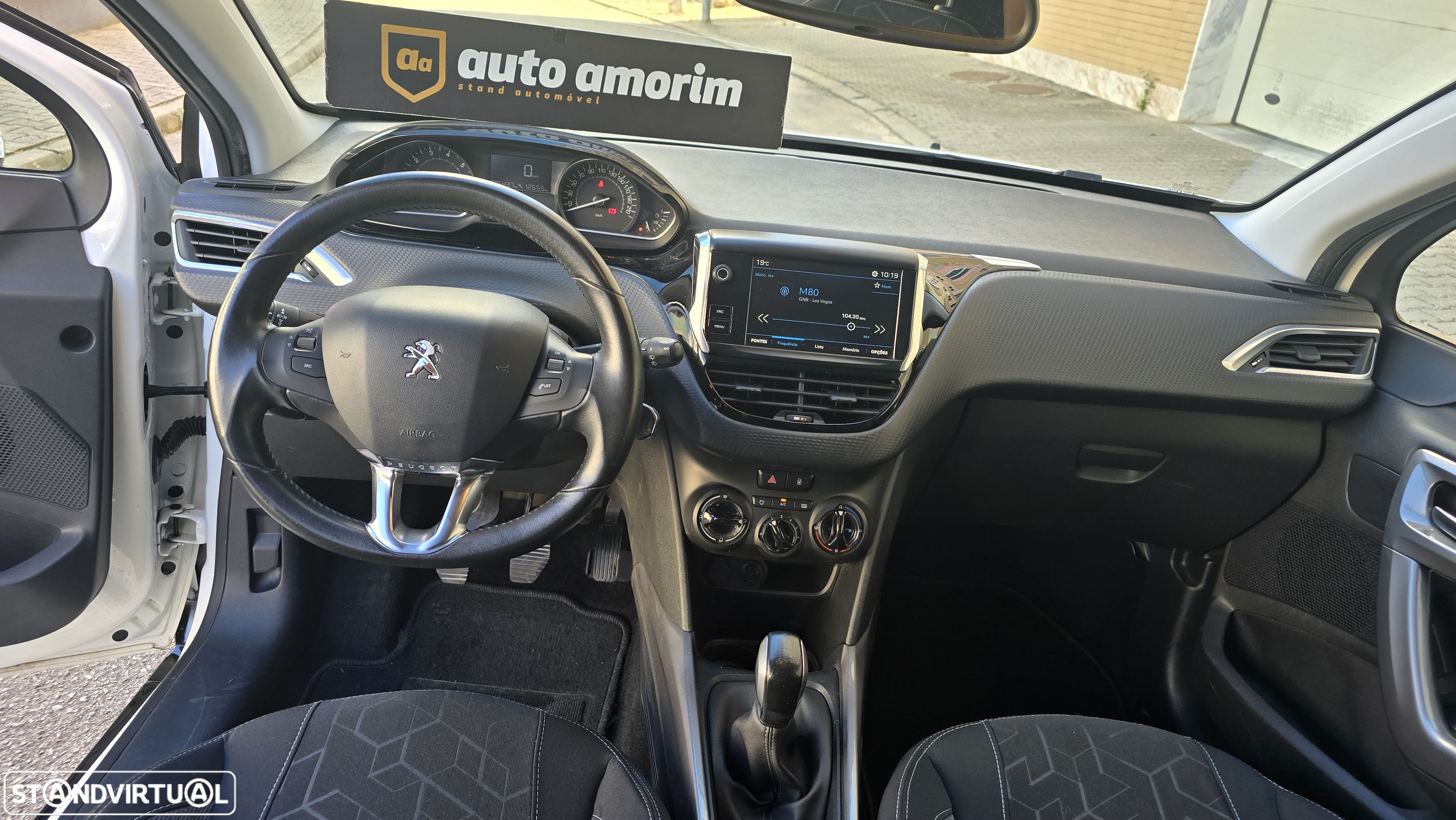 Peugeot 2008 1.2 PureTech Style - 19